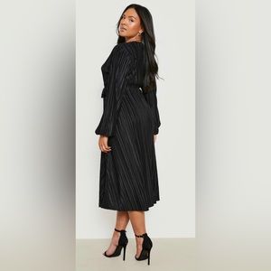 PLISSE RUFFLE DETAIL MIDI DRESS